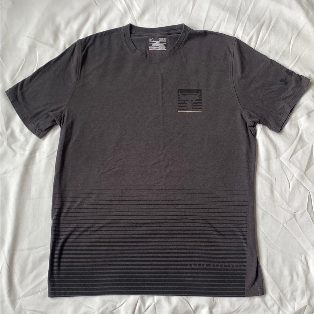 Under Armour Men’s Dark Gray Short Sleeve Tee Medium
